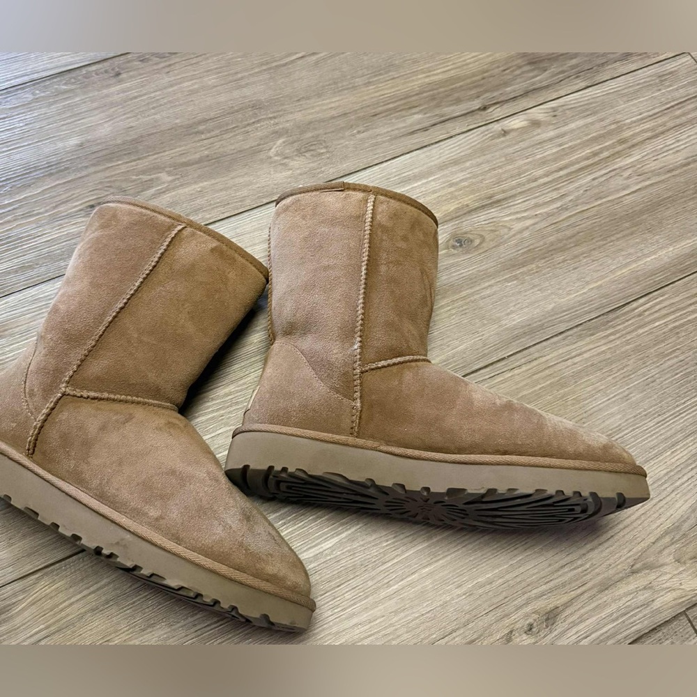 Ugg Cream Shearling Lining - image 4